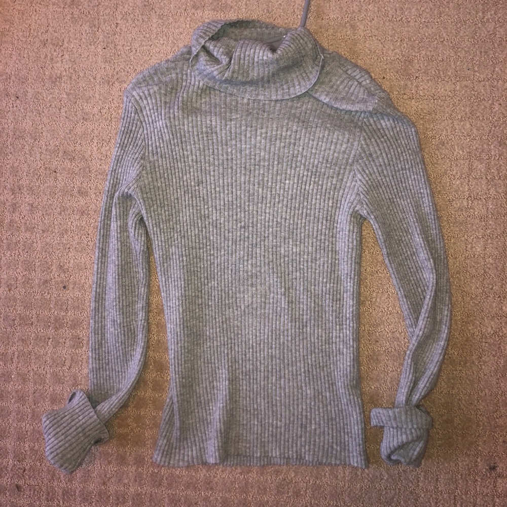Forever 21 Turtle Neck